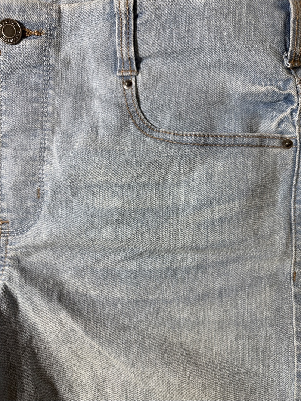 Time and Tru Light Blue Denim Cuffed Jean Shorts SKU1535 - Picture 4 of 12